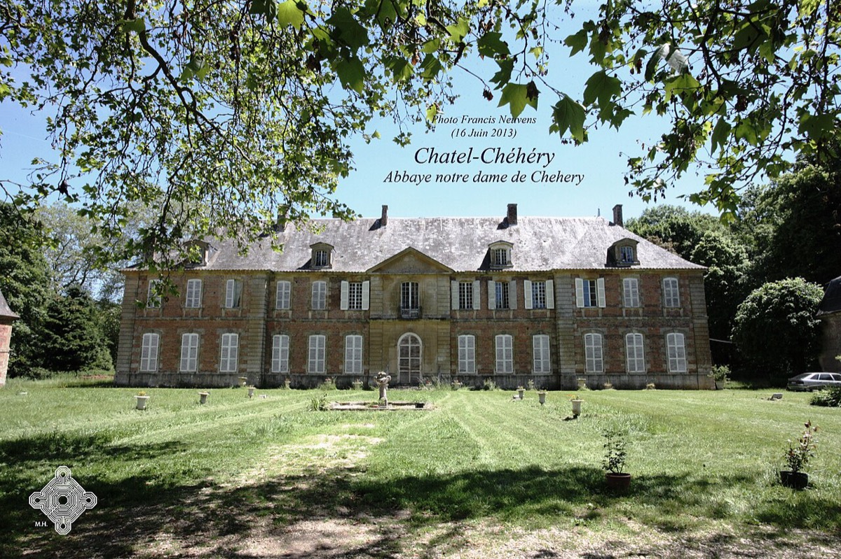 Chatel-Chéhéry Abbaye notre dame de Chehery Monument historique des Ardennes Photo Francis Neuvens Site les Ardennes vues du sol